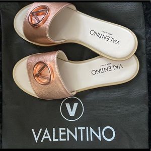 Valentino Bugola leather slides